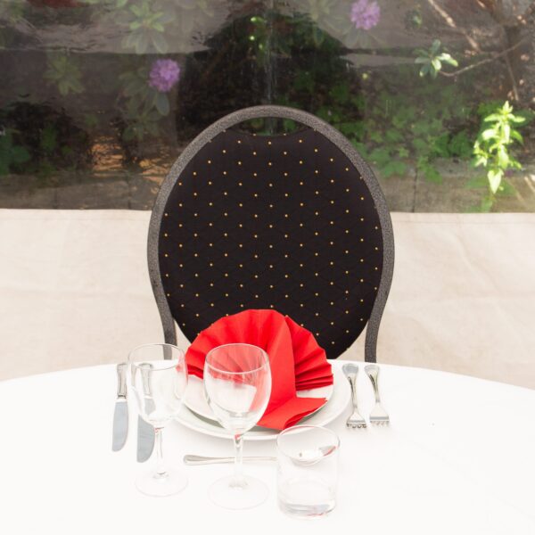 Banquet stol (Sort polstret)